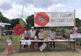 Stand Coquelicots à La folie des plantes (Nantes) le 8 septembre 2019
